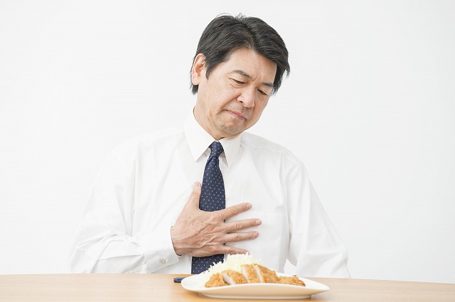 嚥下困難・胸焼け・胸痛